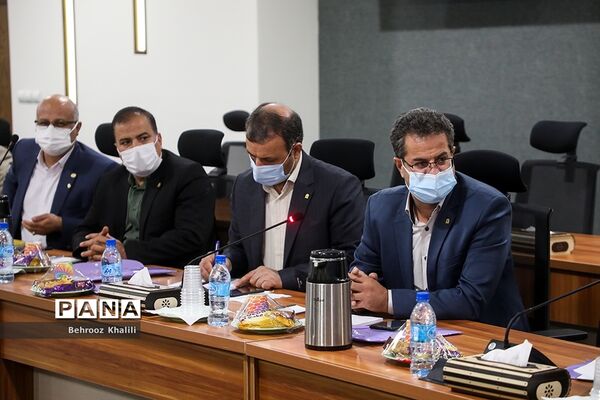 نشست قطب‌های شش گانه کانون‌های فرهنگی تربیتی کشور