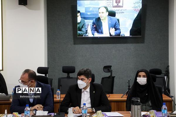 نشست قطب‌های شش گانه کانون‌های فرهنگی تربیتی کشور