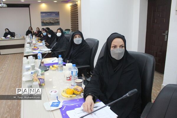 نشست هم اندیشی معاونت آموزش ابتدایی استان بوشهر