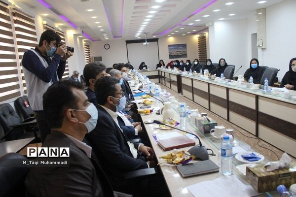 نشست هم اندیشی معاونت آموزش ابتدایی استان بوشهر
