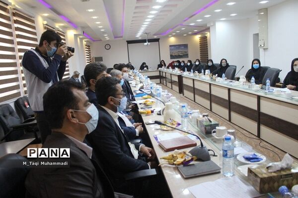 نشست هم اندیشی معاونت آموزش ابتدایی استان بوشهر