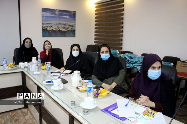 نشست هم اندیشی معاونت آموزش ابتدایی استان بوشهر