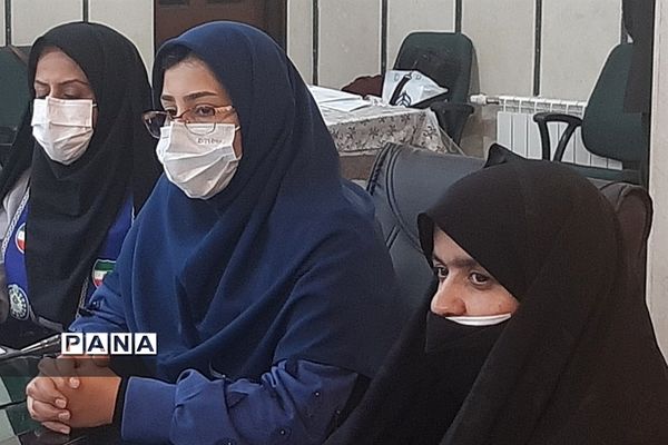 نشست معاونین پرورشی و فرهنگی و مسئولان سازمان دانش‌آموزی سراسر استان یزد