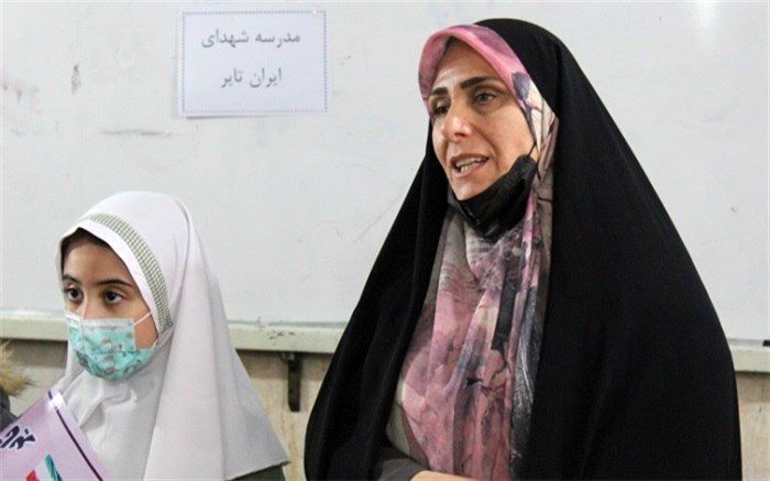 آگاهی و قدرتمندی بانوان باعث رشد و تعالی جامعه خواهد شد