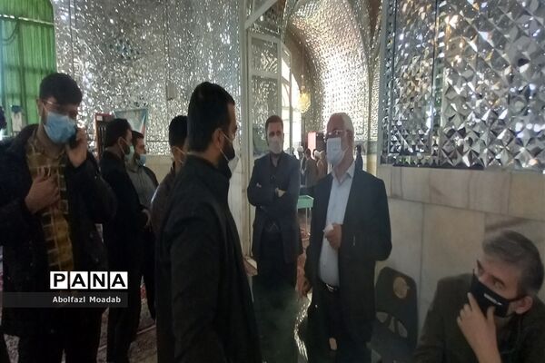 حضور نماینده مردم و مسئولین کاشمر در میز خدمت روز جمعه