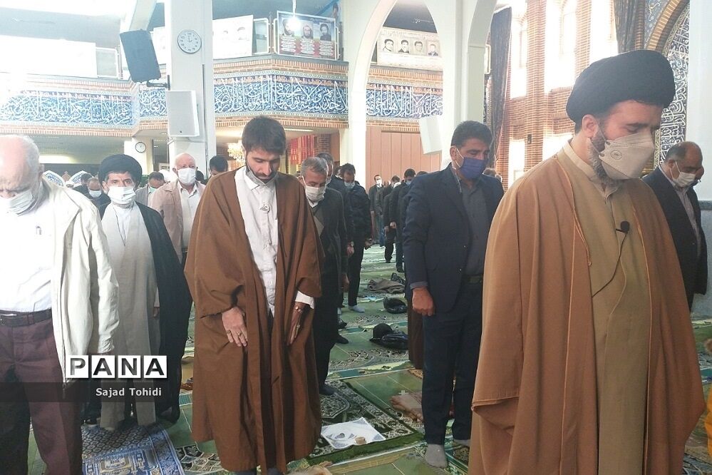 نماز جمعه در مسجد الغدیر پردیس