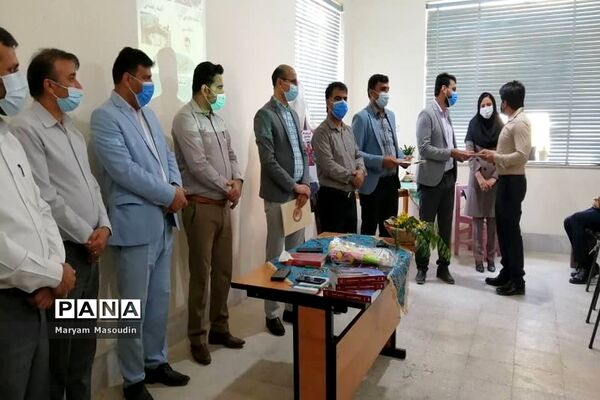 رونمایی کتاب و تجلیل از نویسندگان بخش شبانکاره