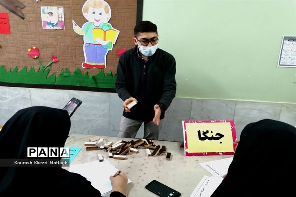 برگزاری اولین کارگاه مربی گری و داوری المپیاد رویش در شهرستان کازرون