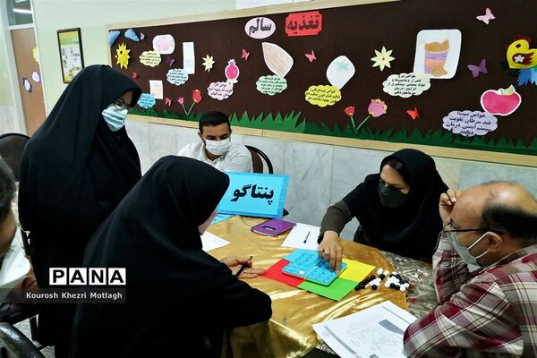 برگزاری اولین کارگاه مربی گری و داوری المپیاد رویش در شهرستان کازرون