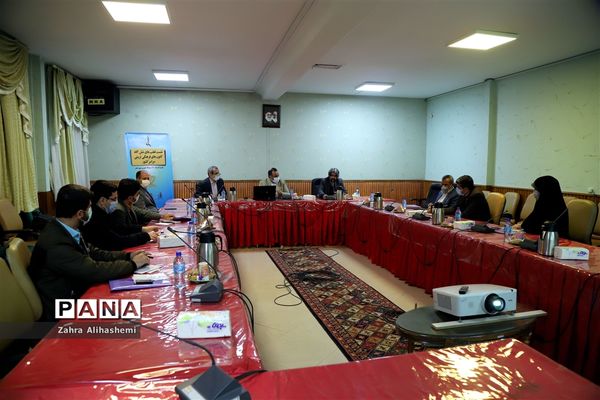 نشست قطب‌های شش گانه کانون‌های فرهنگی تربیتی کشور