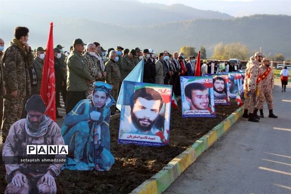 برگزاری صبحگاه مشترک و نمایش اقتدار بسیج در گلوگاه