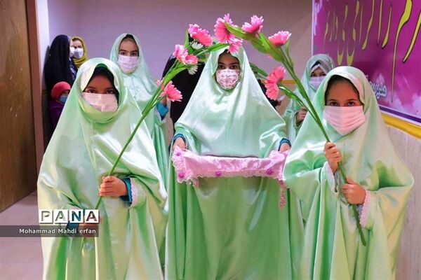 تجلیل از  دانش ‌آموزان مقام‌آور پیشتاز