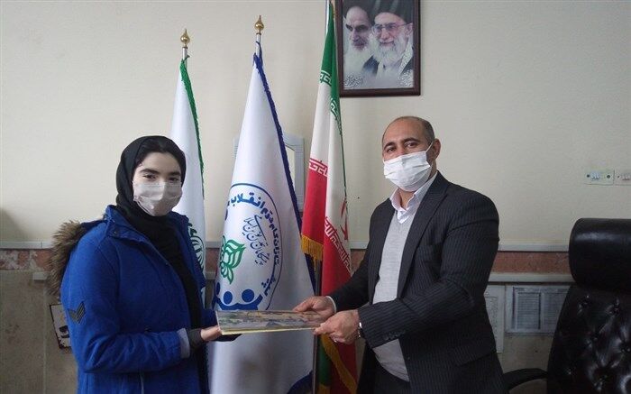 تجلیل از دانش‌آموزان منتخب جشنواره پنجره‌های امید تابستانی