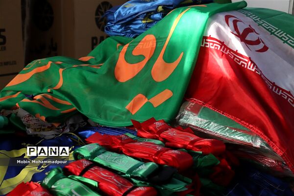 مراسم رونمایی و‌ توزیع طرح عظیم تجهیز ۴۵۰ پایگاه بسیج سپاه ویژه تبریز