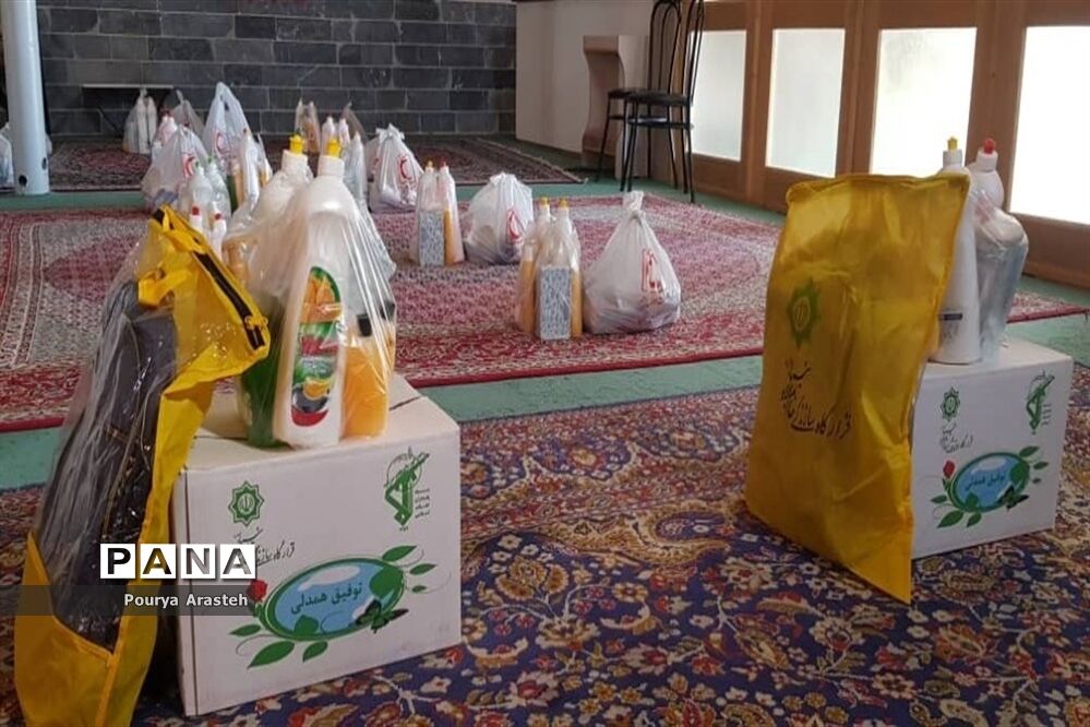 رزمایش نهضت کمک‌های مومنانه به مناسبت هفته بسیج در شهرستان خوسف
