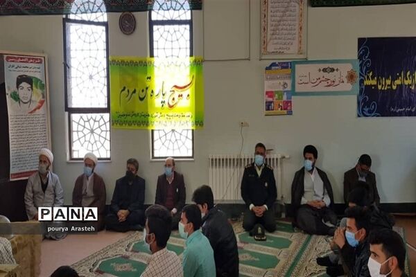 برگزاری یادواره شهدا درهنرستان کاردانش امام خمینی (ره)درشهرماژان شهرستان خوسف