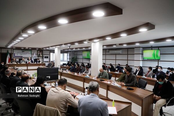 دیدار سرپرست وزارت آموزش و پرورش با همکاران سازمان دانش‌آموزی به مناسبت هفته بسیج