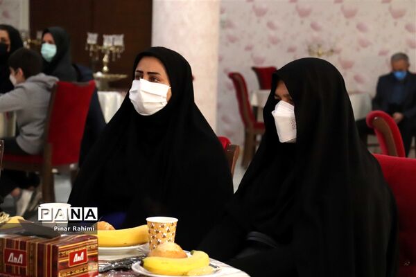 آیین تجلیل از همسران و فرزندان شهدای فرهنگی آموزش و پرورش