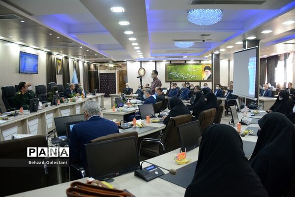 مراسم تجلیل از فرهنگیان بسیجی جهادگر دوران کرونا در ارومیه