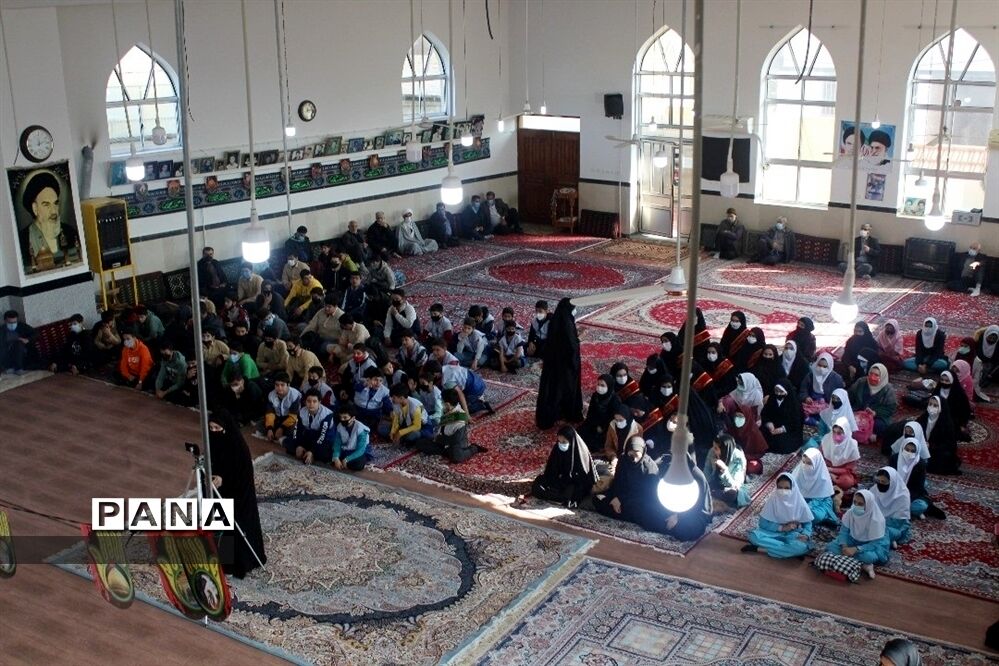 یادواره شهدای دانش آموز و فرهنگی در روستای مهدیرجه گلوگاه