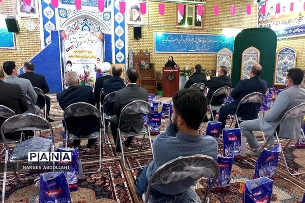 مراسم رزمایش مؤمنانه عطری از شهدا در مصلی شهر فشافویه