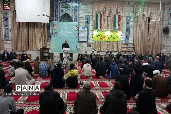 نشست بصیرتی و میز خدمت پیگیری مشکلات مردم در اقبالیه