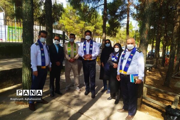 گردهمایی مربیان پیشتاز سازمان دانش‌آموزی ناحیه 4 شیراز