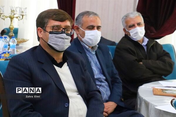 دوره آموزشی توانمند‌سازی روسای ادارت و مدیران مدارس استعدادهای درخشان قطب ۳ کشوری در تبریز