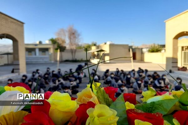 بزرگداشت هفته بسیج در دبیرستان قاضی گله دار