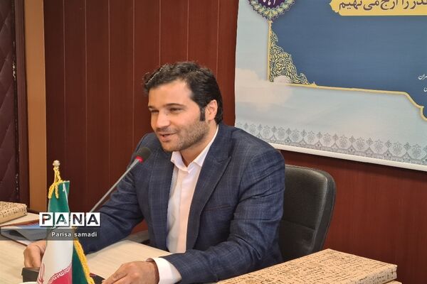 نشست تخصصی کمیته فوریت‌های روانی اجتماعی دانش‌آموزان در منطقه ۱۳
