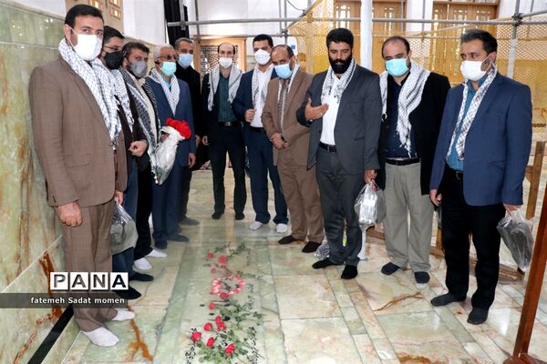راهپیمایی و غبارروبی مزار شهدای مدفون درحرم حضرت عبدالعظیم حسنی (ع)