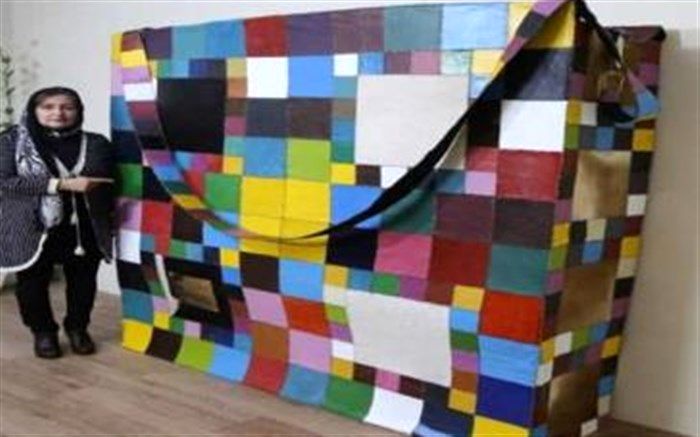 ساخت بزرگ‌ترین کیف چرم دست‌دوز در ملارد