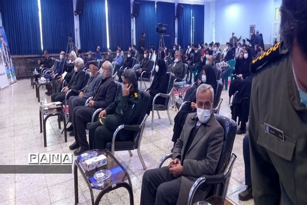 برگزاری افتتاحیه یادواره لاله‌های روشن در استان اصفهان