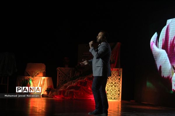 گردهمایی بزرگ بسیجیان منطقه ۱۵