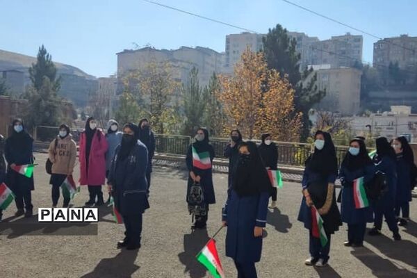 نواخته شدن زنگ ایثار در هنرستان آفرینش پردیس