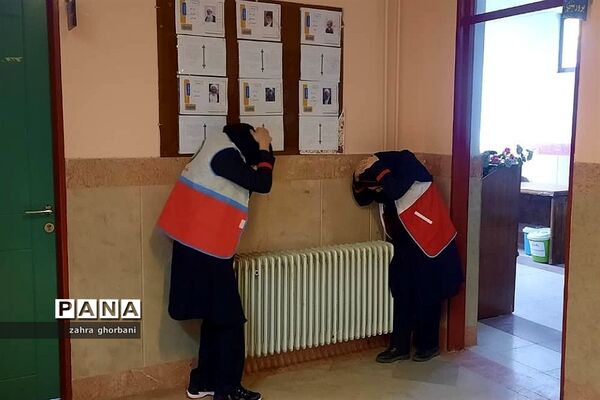 برگزاری مراسم مانور زلزله در شهرستان دماوند