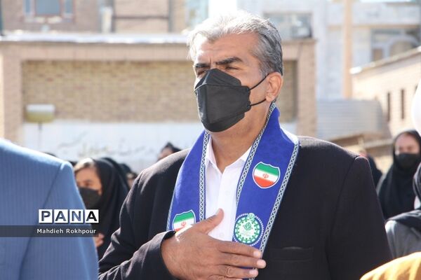 برگزاری بیست و سومین مانورسراسری زلزله در دبیرستان هاجر
