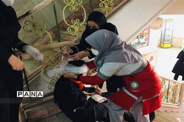 برگزاری مانور سراسری زلزله در شهرستان قرچک