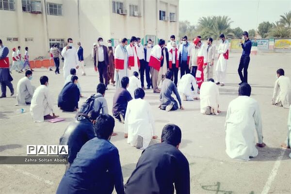 مانور سراسری زلزله در هنرستان خاتم الانبیا ایرانشهر