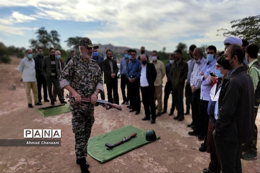 برگزاری اردوی یک روزه دبیران درس آمادگی دفاعی شهرستان کارون