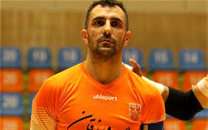 کاپیتان تیم فوتسال مس سونگون ۷زندانی را نجات داد