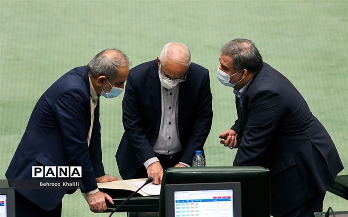 ۶ وزیر و معاون اول به کمیسیون‌های مجلس می‌روند