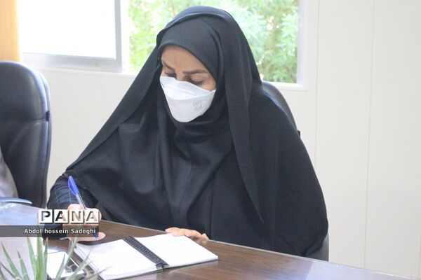 جلسه هم‌اندیشی طرح دانش‌آموز تراز انقلاب اسلامی در بوشهر