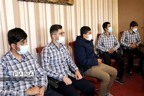 برگزاری مراسم تجلیل از برگزیدگان مسابقه لب‌آهنگ در دماوند