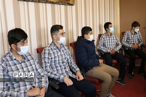 برگزاری مراسم تجلیل از برگزیدگان مسابقه لب‌آهنگ در دماوند