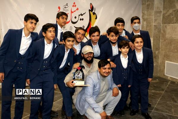 تجلیل از برترین‌های سرود دانش آموزی در قم-2