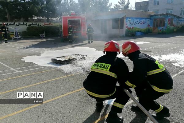 مانور آمادگی دربرابر زلزله