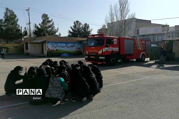 مانور آمادگی دربرابر زلزله