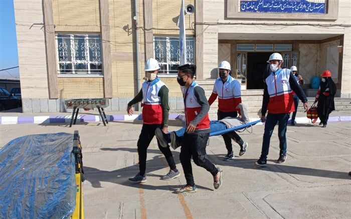 بیست و سومین مانور سراسری ایمنی در مقابل زلزله در شهرستان فیروزه برگزار شد