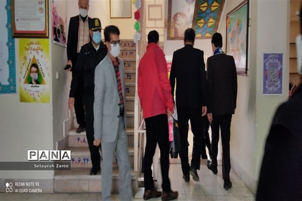 مانور زلزله در دبستان فرهنگ کاشمر